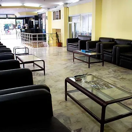 酒店 Ares 凯梅尔