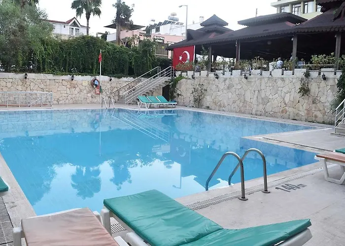 Ares Hotel